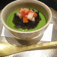 日本料理 晴山 - 抹茶ムース、イチゴ