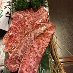 若富 - 大山黒牛のカブリ2100円