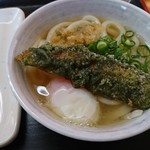 純手打うどん よしや - 温玉月見うどん（小）+特上ちくわ天