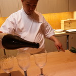 味あら井 - スペシャルグラスで特別にサービスしていただきました♡