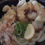 喰らうどん - 鶏ささみ天ぶっかけ 800円