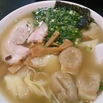 支那そば屋 こうや - ワンタン麺1000円