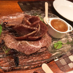 A4-5 BEEF BAR - 和牛プレザオーラと季節のフルーツ