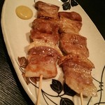 Izakaya Doragon - 焼きとん 300円×2