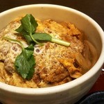 Soji bou - かつ丼定食（８８９円，税抜き）