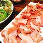 黒毛和牛×焼肉食べ放題 牛丸 - 