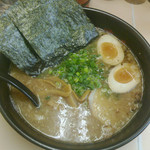 らーめん濱来た - 醤油ラーメン味玉トッピング