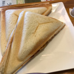 カフェレストラン ラボンヌ - 