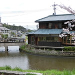 水辺のカフェ 三宅商店 酒津 - 