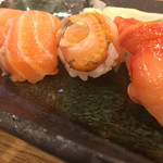 食楽処 あ - サーモン、とり貝のお刺身