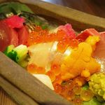 裏天満 こばち屋 - 鮮魚の竜宮玉手箱（雲丹、イクラ入り）