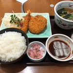 和食さと - 日替り定食(今回はミックスフライ)