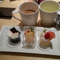 ブッフェアンドカフェ スロープサイドダイナー ザクロ - 