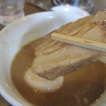 つけめんTETSU - つけめん 煮干そば TETSU 品川店：あつもりのチャーシュウ