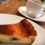 ヒイヅル cafe - ベイクドチーズケーキ