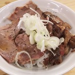 味噌ぶりNoodle みやみや - 炙りチャーシュー丼