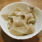 ら すとらあだ - 平打ち蕎麦