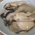 辰寿し - 鍋に追加投入する牡蠣