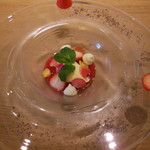 T.N - 苺のガスパチョとマスカルポーネのムース