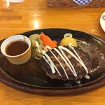 神戸屋レストラン - ハンバーグステーキデミグラスソース（180g）は単品で1188円也