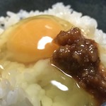 Kuzefukushouten - 【2017年02月】「食べる、だし醤油」、を玉子かけごはんに！のアップ。