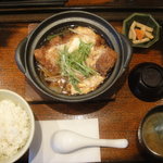 大戸屋 - 熟成豚ロースかつの玉子とじ鍋定食