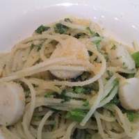IL PINOLO SKY TERRACE 横浜 - 菜の花とホタテ貝柱のからすみオイルスパゲティ