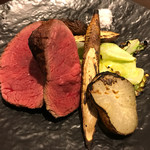 炭焼Bistro 炭香 - ランプ肉アップ