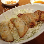 上海楼 - ギョウザ(5個)(430円)