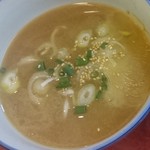 らー麺爆筑 - 牛骨スープ