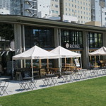 ラシーヌ ファーム トゥー パーク - 南池袋公園の青い芝生を望む好立地に建つ一軒家カフェ・レストラン