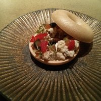 六雁 - 前菜 ふぉあぐらベリーの白和え最中
