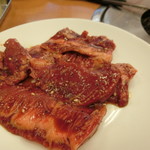 炭火焼肉 吉牛 - ＊「ハラミ焼き」500円