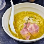 陽はまたのぼる - '17.04闇夜の煮干しそば(塩)