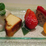 ラ メゾン ヒトトキ - 本日のデザート