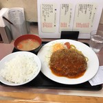 ランチハウス ミトヤ - 自家製メンチカツ定食。
            税込750円。
            旨し。