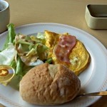 ジョイフル 牛久店 - モーニングオムレツプレート(パン付)