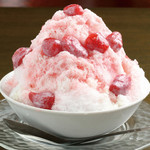 Shaved ice made with Shonai strawberries and condensed milk