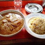 Genka - ラーメン半チャーハン