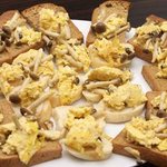 コメドル - ランチメニュー試食時のみかも知れないパン料理１