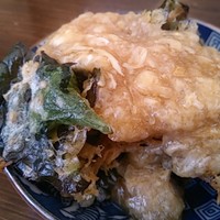 あそび割烹 さん葉か - 法蓮草のかき揚げ