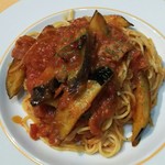 イタリアンダイニングDONA - 茄子とベーコンのトマトソースパスタ