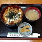 喫茶 まるとみ - カツ丼（580円）