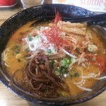 麺や  一揆 - 赤い彗星ラーメン2倍950円