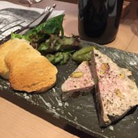 西洋料理 Jules - もち豚肉の田舎風パテ