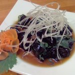 鴻祥酒楼 - きくらげと大葉和え