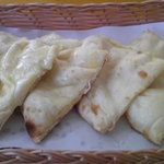 シカール - 娘お気に入り！チーズナン