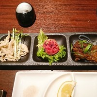 和牛焼肉 とびうし 飯田橋 - 前菜三種