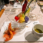 ビストロ 間 - 季節野菜を各地から取り寄せたバーニャカウダを海の幸のソースで