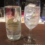 クロモリ - 奥会津金山
      天然炭酸の水